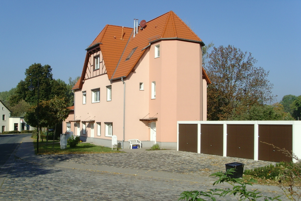 Empfangsgebäude Hötensleben, 2010